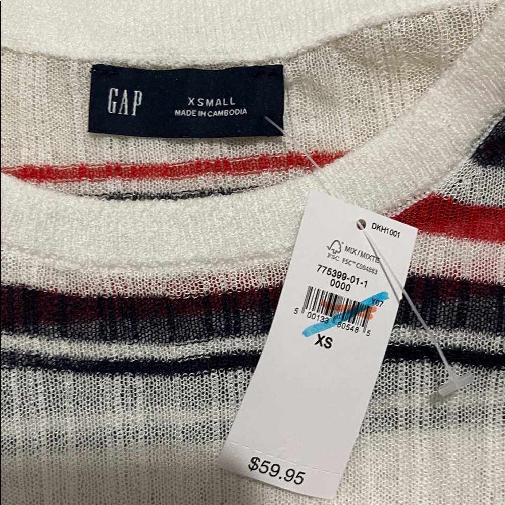 NWT- GAP- XS. Sheer Ribbed Top - Picture 6 of 9